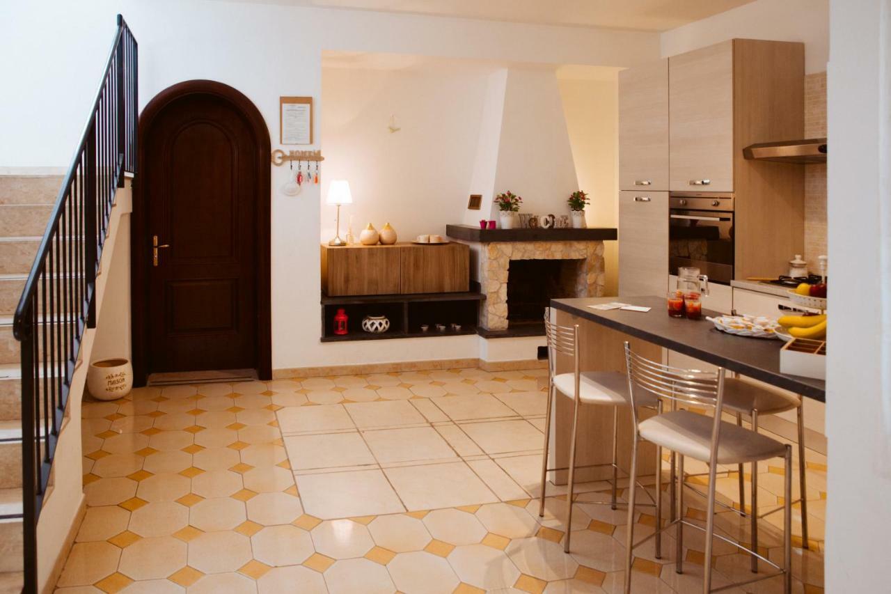 Dimoramuri B&B CTA Exteriér fotografie